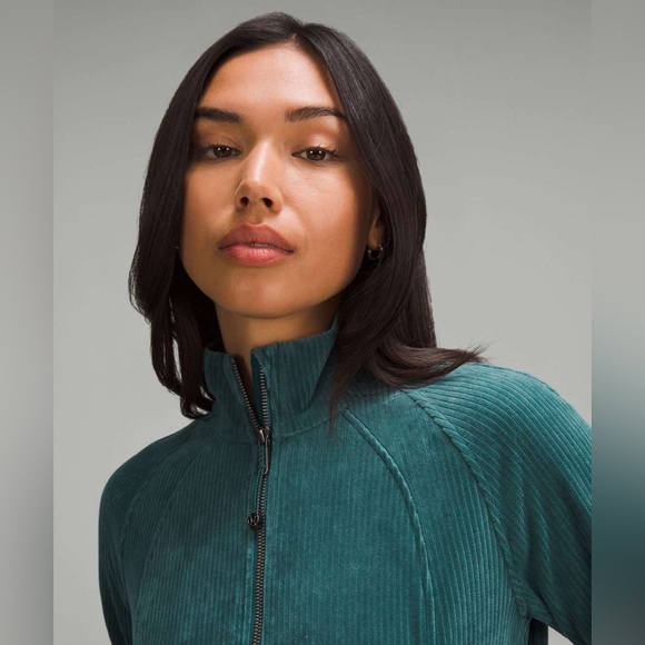 Lululemon Scuba Track Jacket *Velvet Cord in Storm Teal Size 2 - Picture 5 of 9